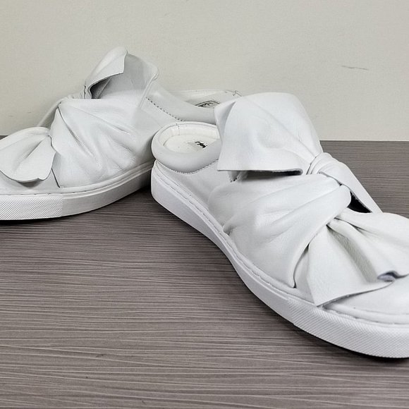 Halogen Manny Knotted Slip-On Sneaker, White Leather, Womens Size 6 - Picture 4 of 10